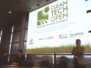 746eac8af850fc86ca881e7c06ccf8c0_INVEST 1