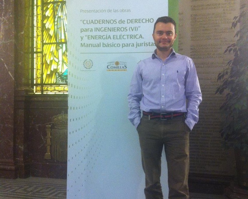 Isaac Prada co-writer of the book “Energía Eléctrica: Manual básico para juristas”